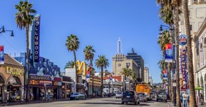【中古】 ルート６６ カリフォルニアを夢見て/ディーエイチシー/リンダ・ブラッカイマー 山下智久・ルート66～たった一人のアメリカ Blu-ray BOX