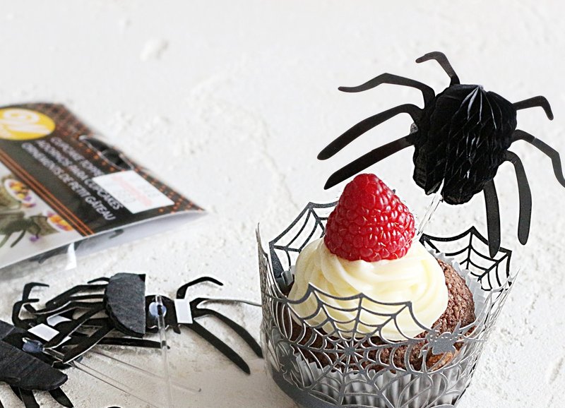 蜘蛛の巣カップケーキ　ハロウィン　ピック　オリジナルIMG_2114