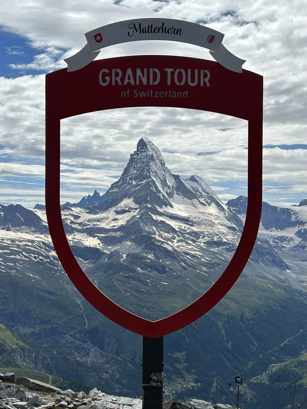 姿形で名前の分かる山は「富士山」と「マッターホルン」だけ｜しゃれ