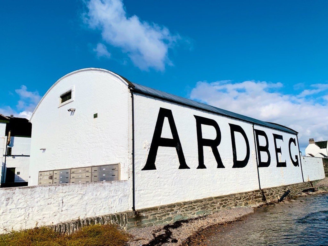 熱狂的なファンを生む蒸留所【アードベッグ／ARDBEG】へ#76③