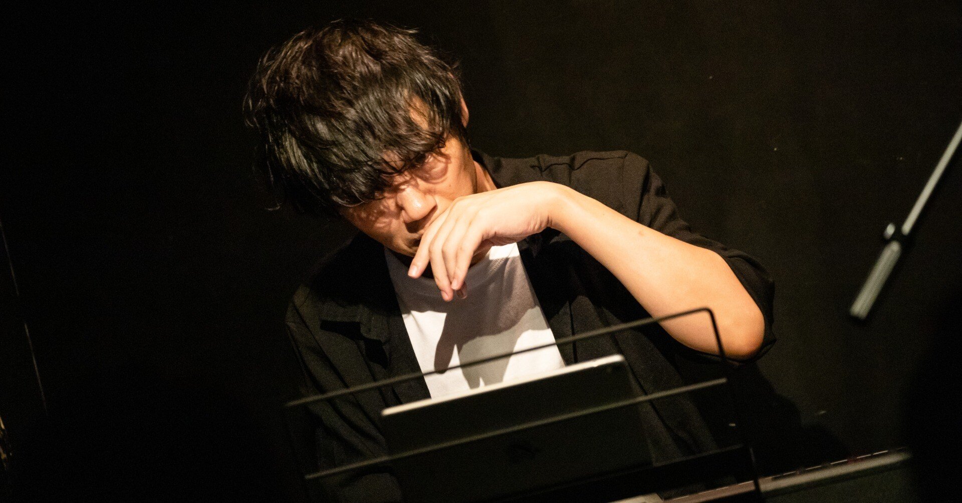 撮って出しのライブ写真を即売するっていう慣習を作ってみたい｜西村