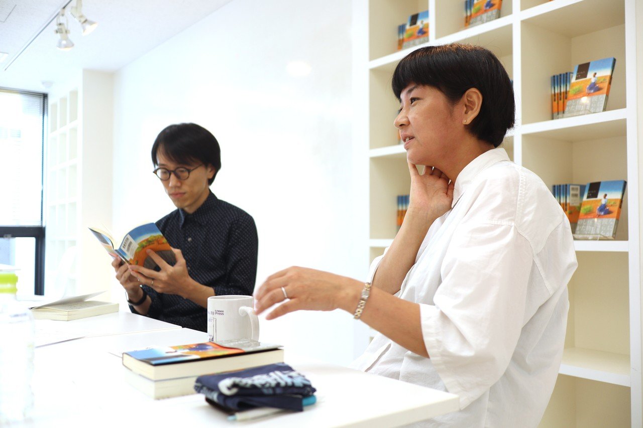 Amazon.co.jp: 古本 帯なし 函入り 写真集 element 鶴田真由
