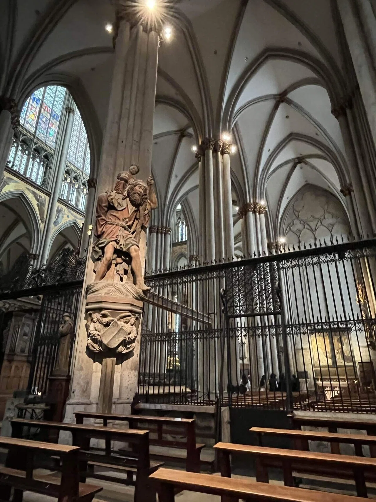 ソロおばin Belgium⑤～ケルン大聖堂の塔に登る｜のののん