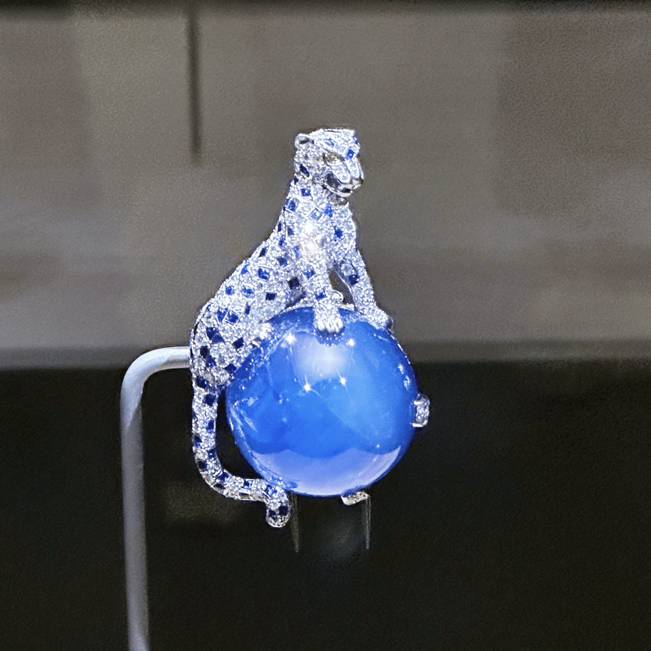 美品】カルティエ パンテール パンサー ペーパーウェイト SV925