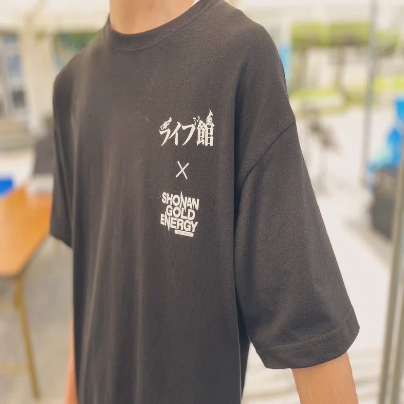 新堀ライブ館スタッフTシャツが湘南ゴールドエナジーコラボ仕様に