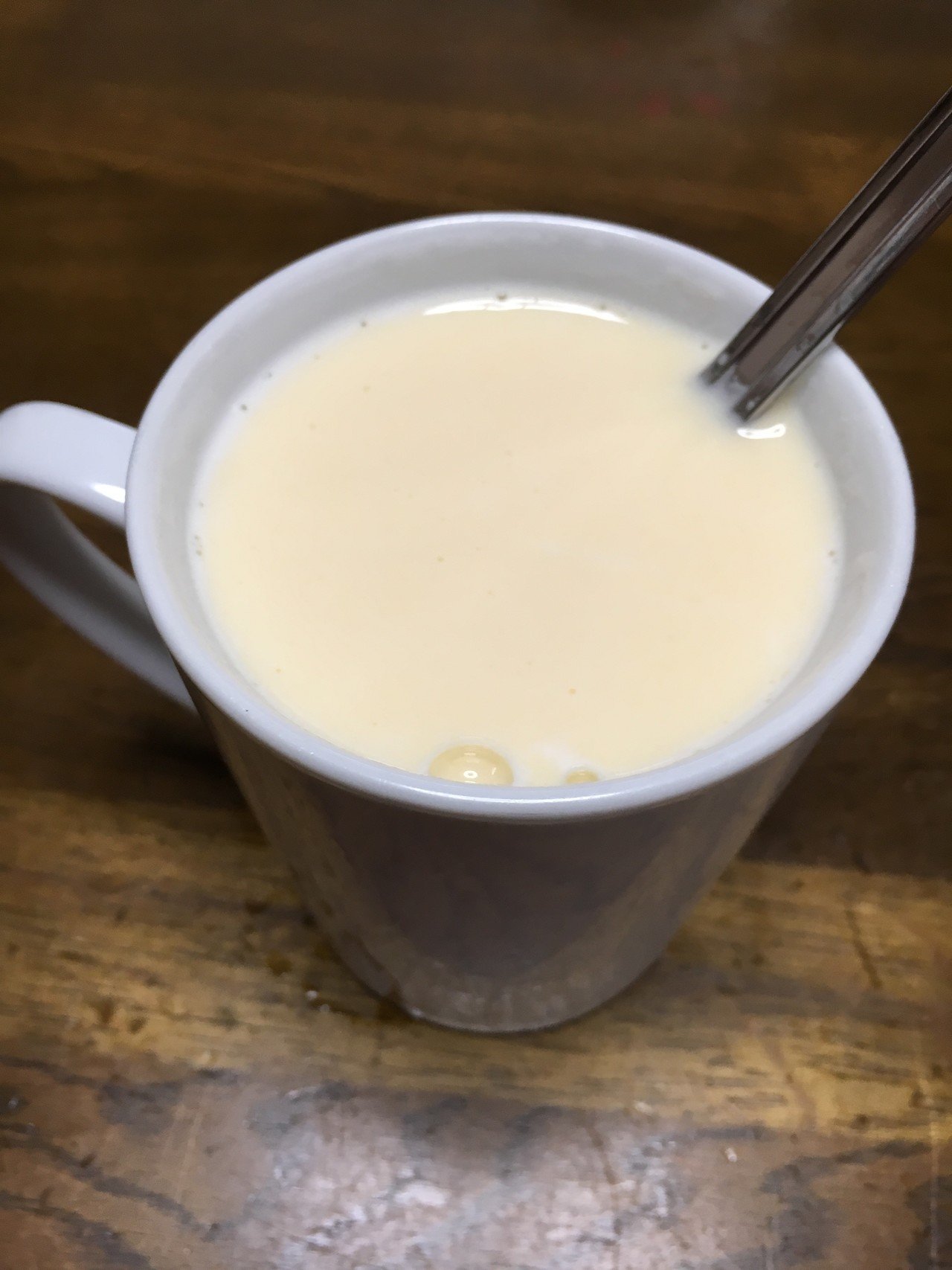 ミルクセーキの皮を被った 牛乳に溶き卵と砂糖 と蜂蜜とひとつまみの塩を混ぜたもの 作りました 白髪好きのタコス デジタルお絵描き始めて21年7 31で10周年 Note