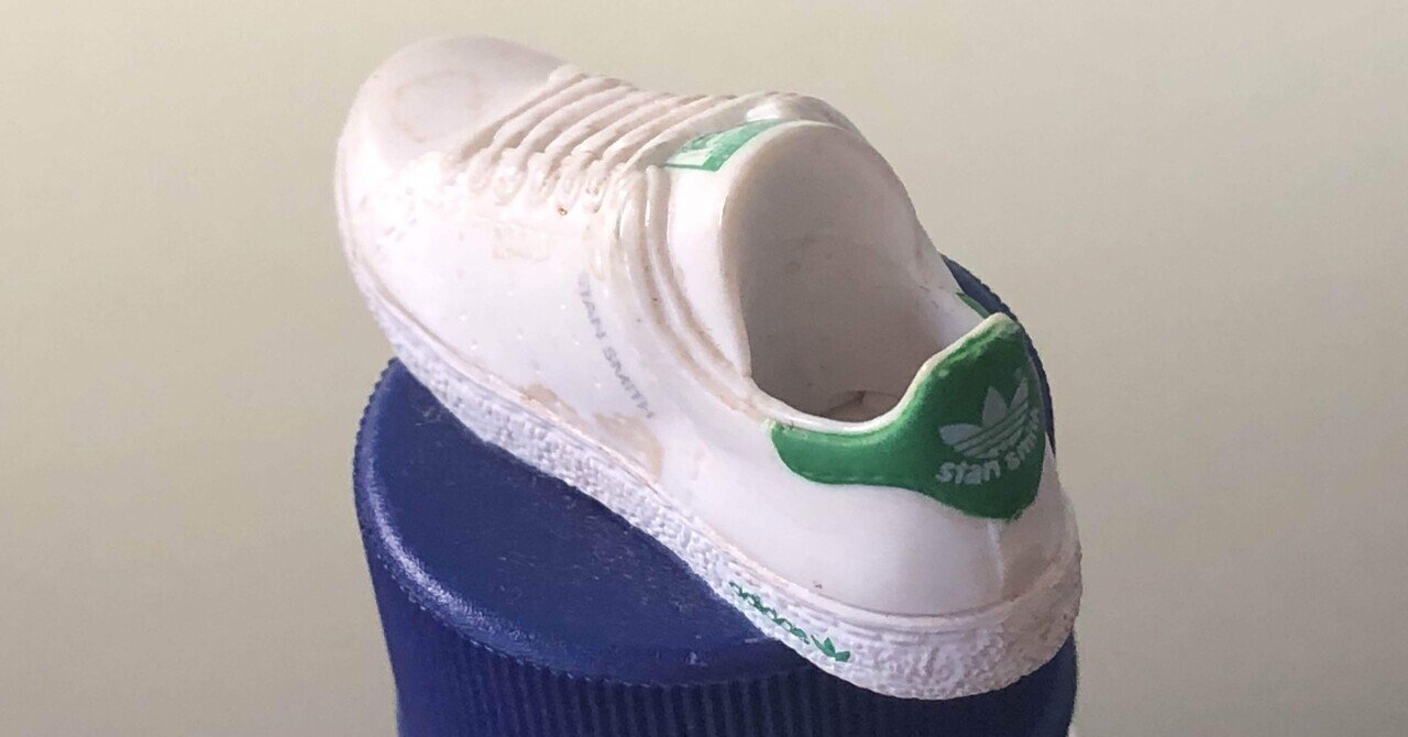 adidas スタンスミス　27.5 未使用　埃かぶってますが汚れ等はありません adidas IH8040 スタンスミス オリーブストレータ 27.5cm