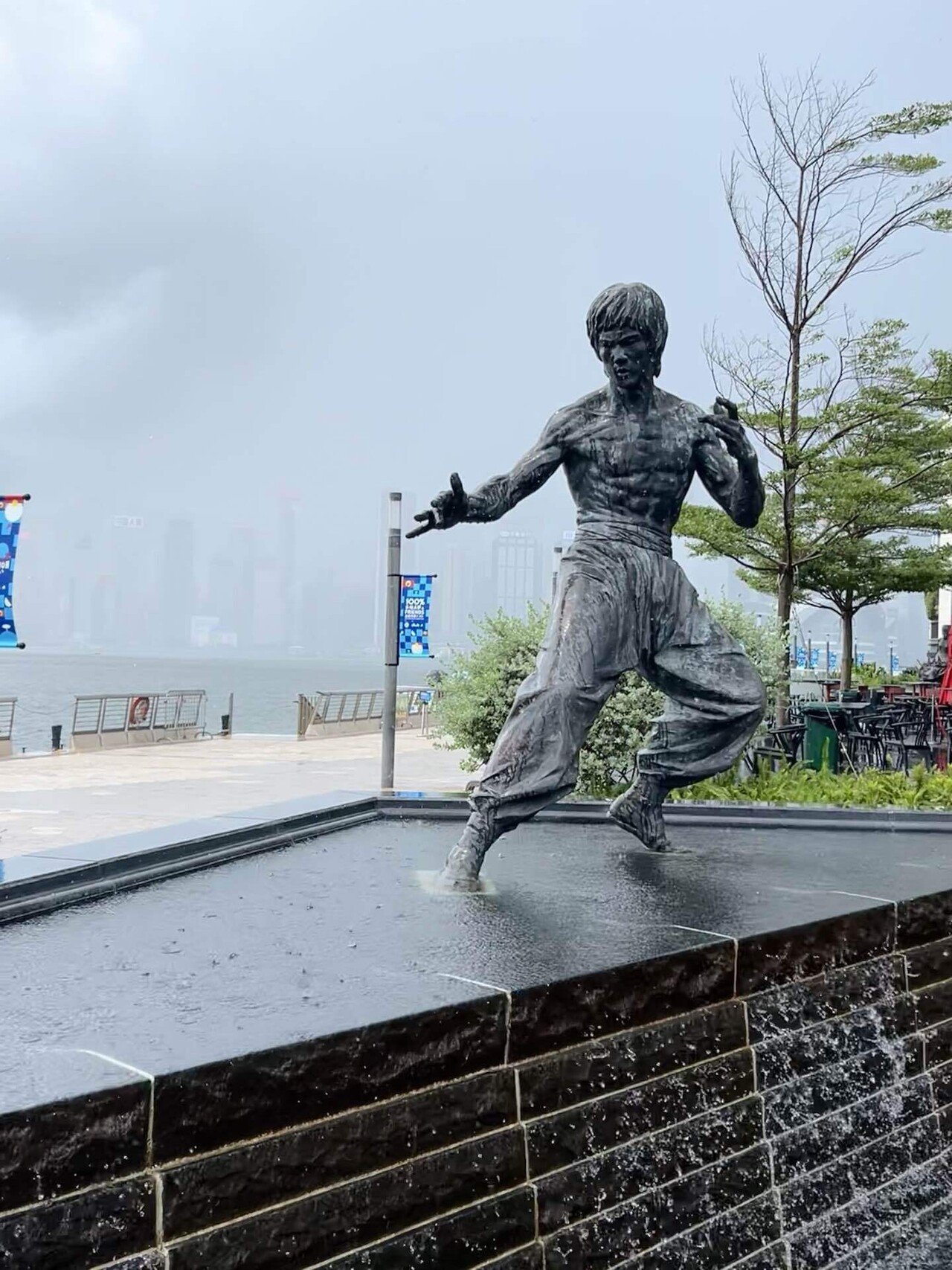 更に値下げです。ブルース・リー香港李小龍展覧会 未使用チケット5種＆李小龍遊戯券 香港街角散歩」ブルースリー（李小龍）が息づく街 記念切手篇