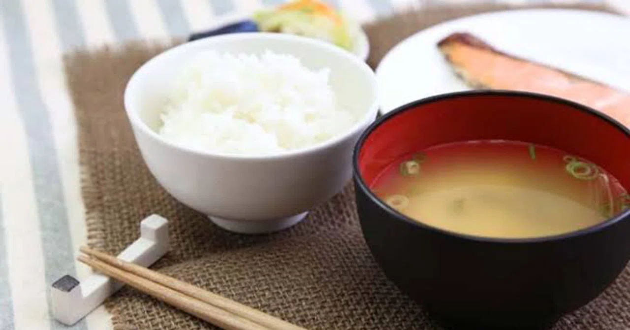 朝飯前の難しさ|ツッコミ町