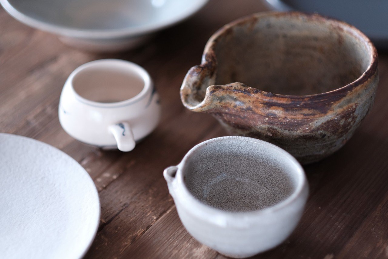 脱地味 シンプル食卓に おちょぼ口うつわ 片口 が効く 菅野有希子 Note