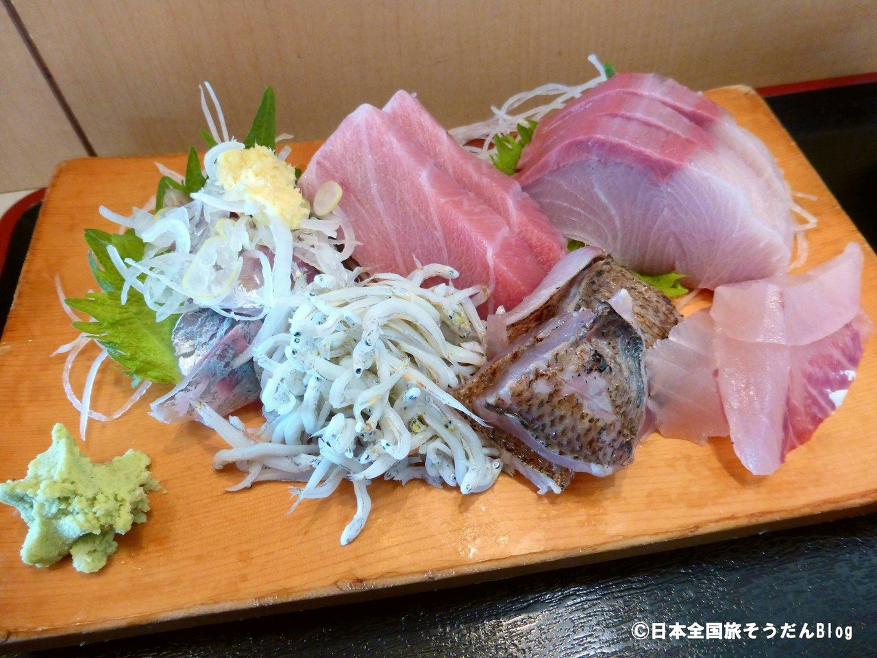 JR早川駅からすぐ！小田原漁港で絶品・朝獲れ地魚料理を楽しもう♪｜て 
