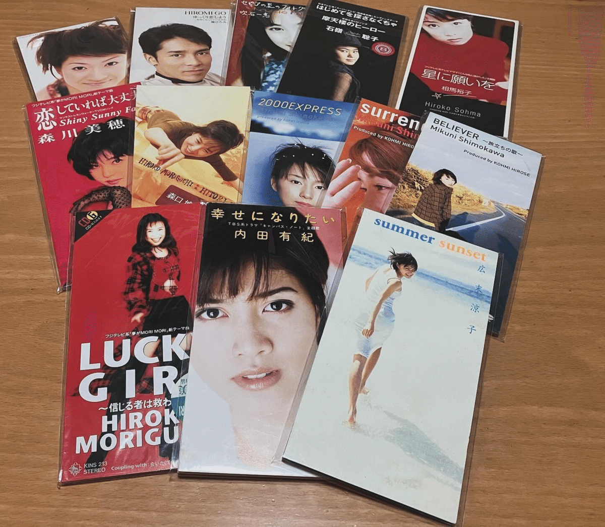 中国語圏の女性シンガー　8センチCD８枚 中国語圏の女性シンガー8センチCD8枚