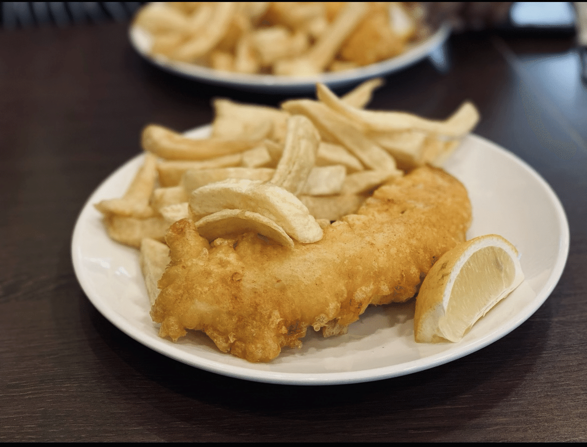 食旅】美味しいFish ＆Chips があるのは専門店じゃない。｜Kumi
