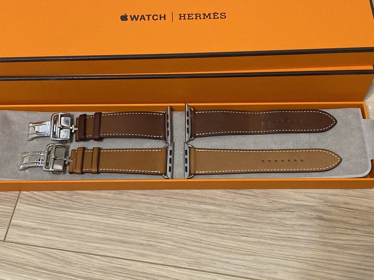身の丈にあった生活を送りたい僕なのになぜ毎年Apple Watch Hermèsを 
