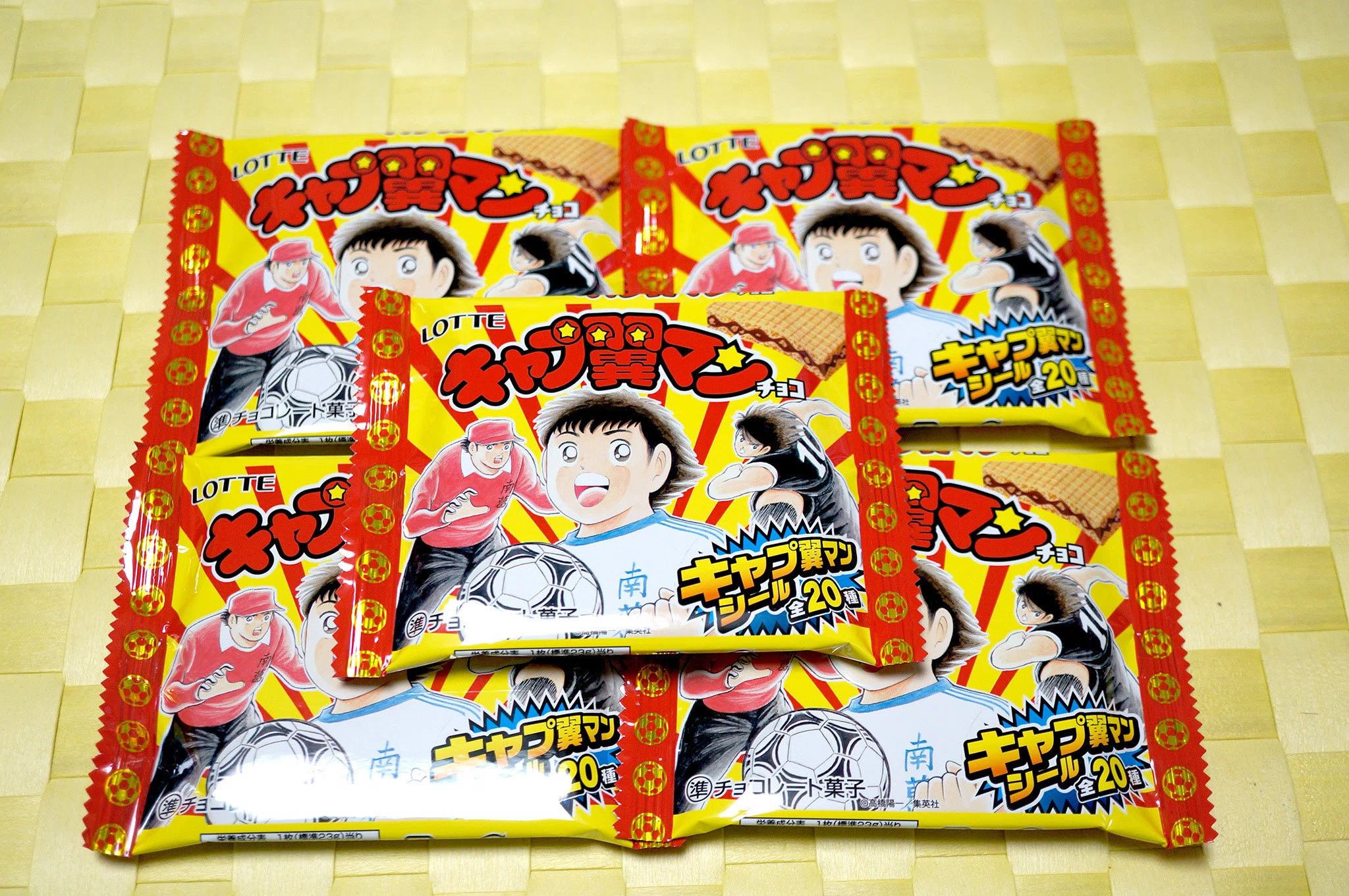キャプ翼マンチョコの大人買い｜r360studio 森和恵
