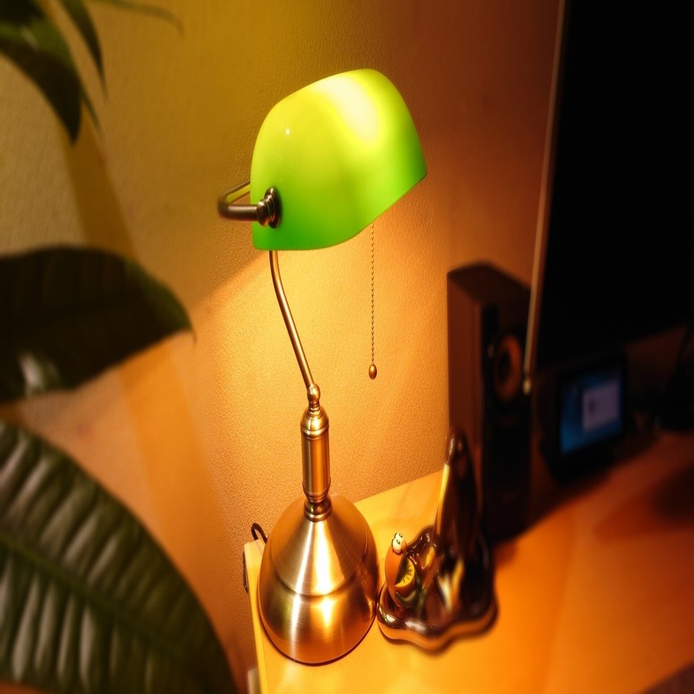 バンカーズランプにはスマートなエジソン電球が似合う！｜Rkun