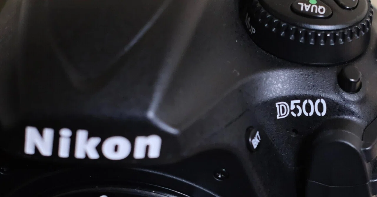 Nikon D500で撮るのは楽しい｜No.54 断捨離 写真のもの