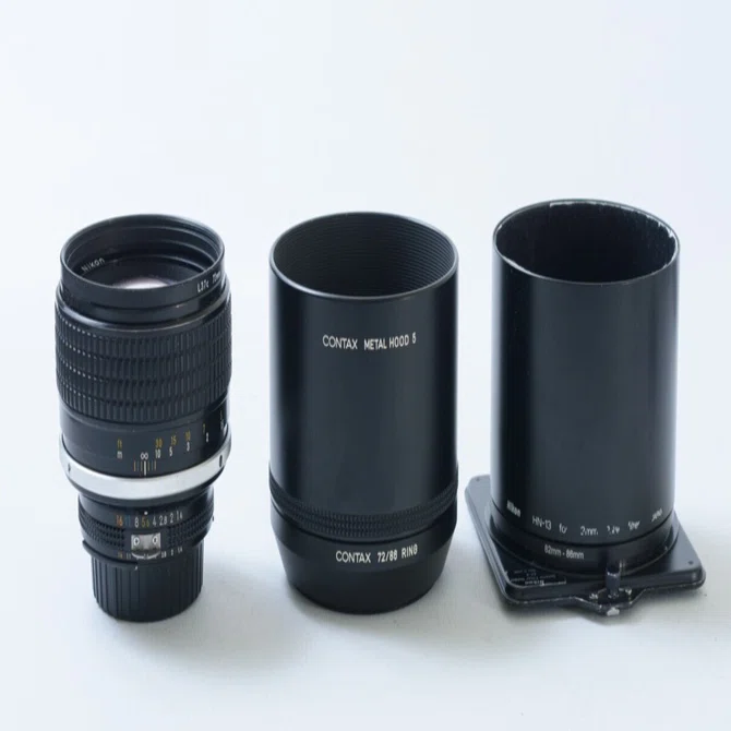 レンズフードの話】AI Nikkor 85mm F1.4Sに有効なレンズフードを探せ
