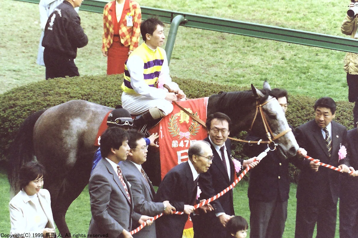 第47回日経賞：蔵出し写真 1999年 ⑦セイウンスカイ｜馬画人 (まがじん)