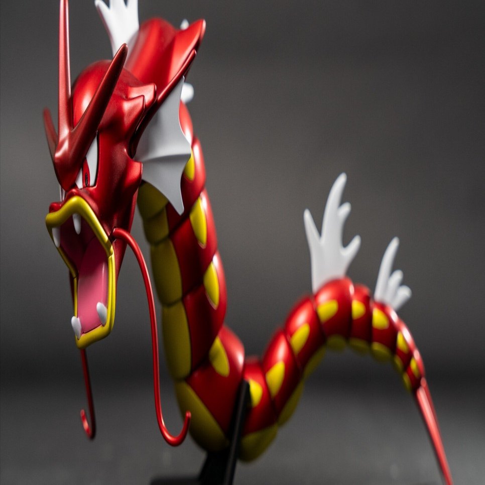 赤いギャラドスをマットキャンディ塗装で作ってみた｜まつげ人間