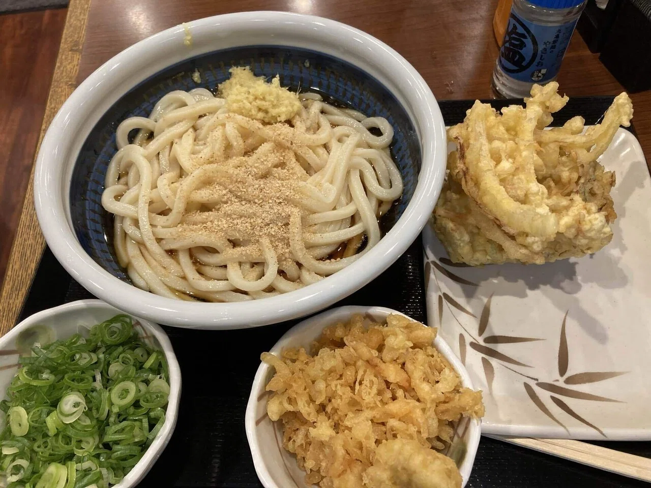 株主優待】丸亀製麺の「釜揚げうどんの日」に行ってきた｜シーサー太郎