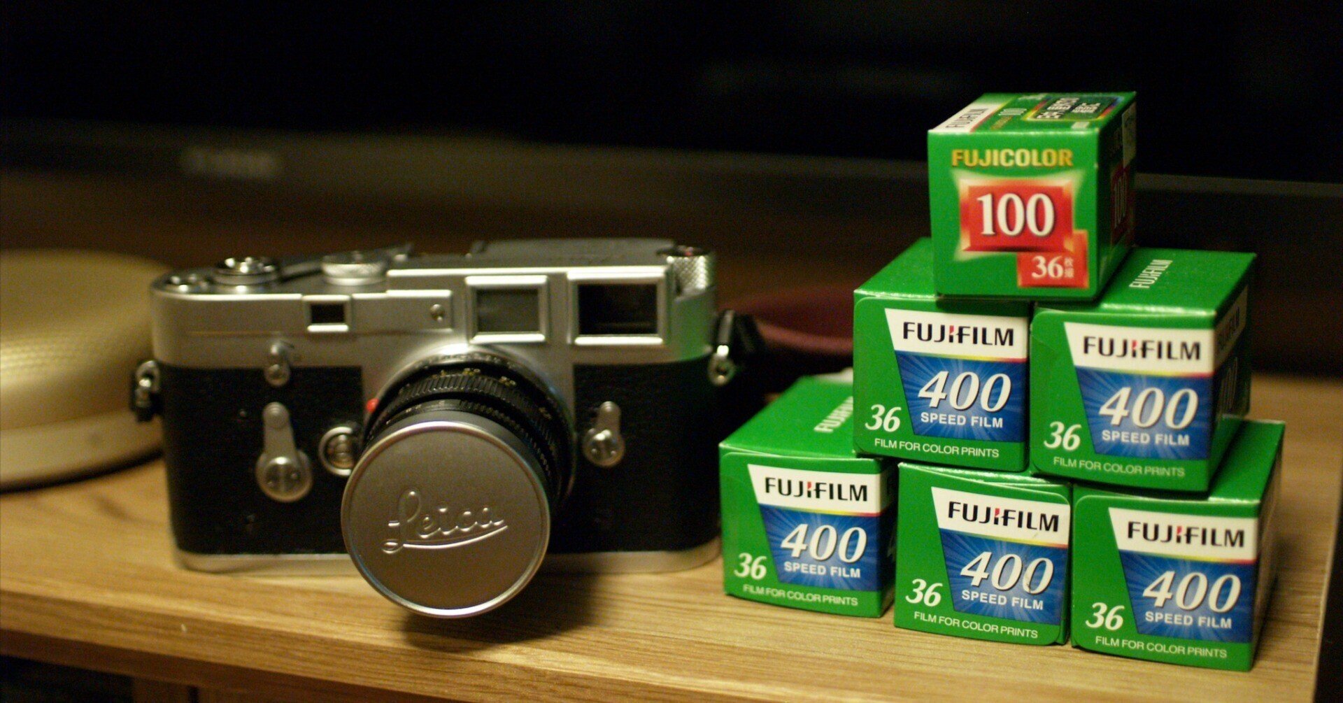 Leica M3 フィルムカメラ Elmarレンズ付き Leica M3 フィルムカメラ Leica M3 フィルムカメラ Elmarレンズ付き Leica M3 フィルムカメラ