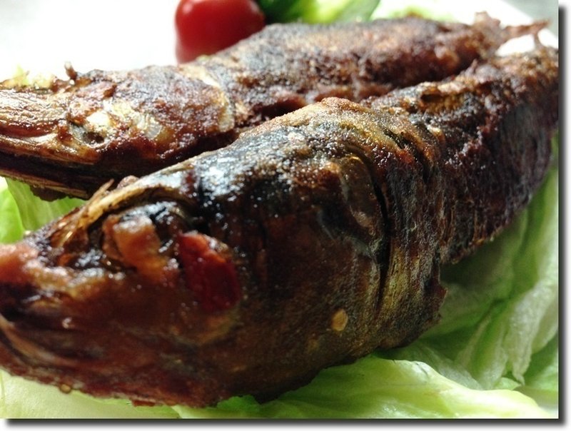 イワシ料理 イワシの丸揚げ イワシに無傷で内蔵を取り出す方法で Godmother Note