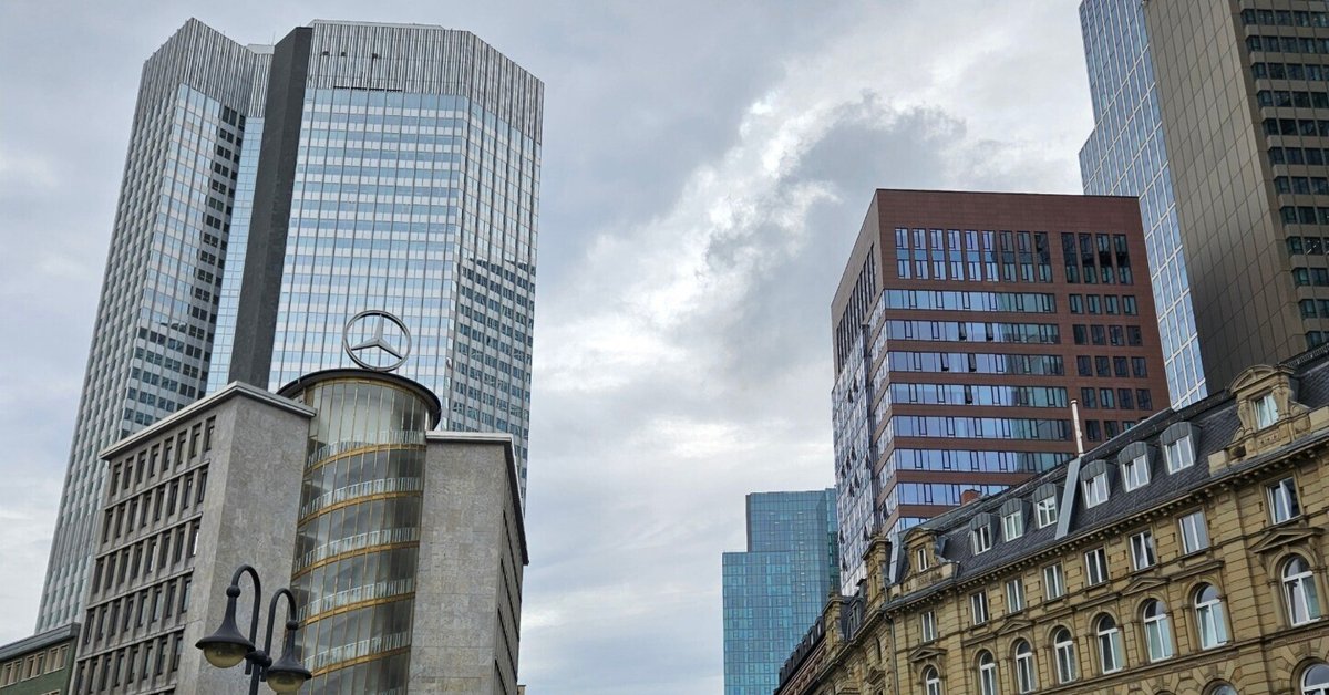 ドイツ インターリュプケ interlubke 6段チェスト 小（せかい