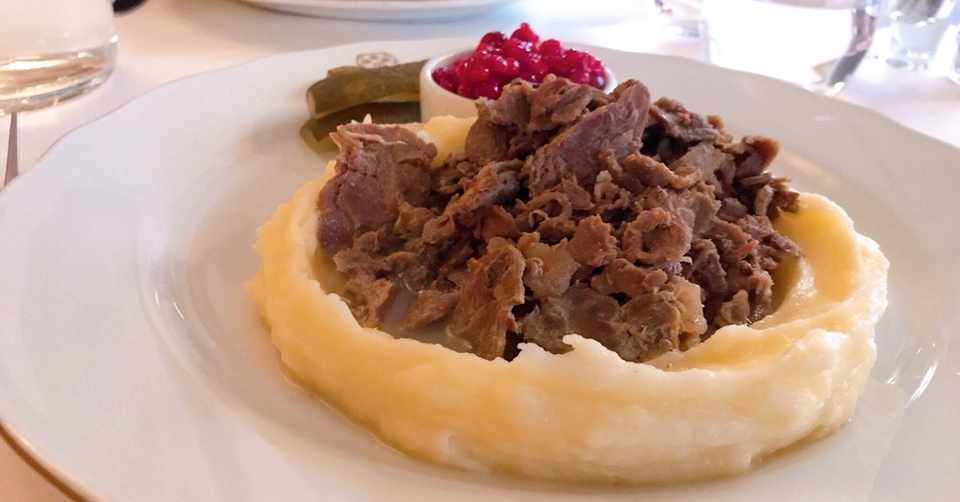 フィンランド名物を味わうなら ヘルシンキのレストラン Ravintola Kolme Kruunua でディナーしてきました 旅するチキン Note