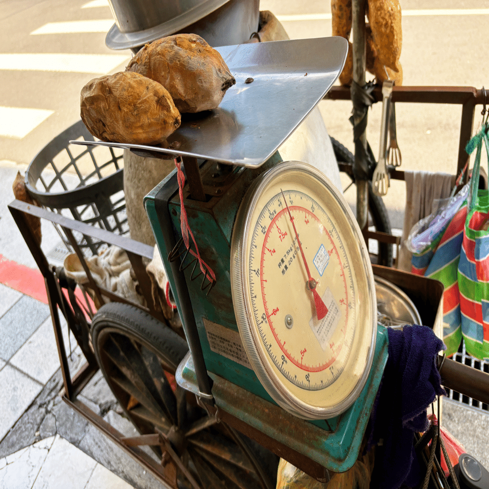 台湾旅行記【名も無き屋台】中山区 焼き芋量り売り #14｜K Masera