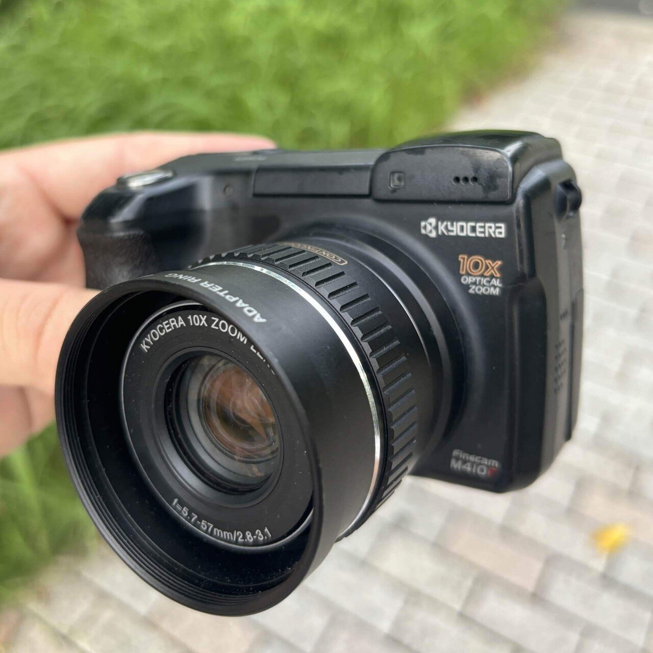 京セラ KYOCERA Finecam M410R 単三電池駆動 - メルカリ
