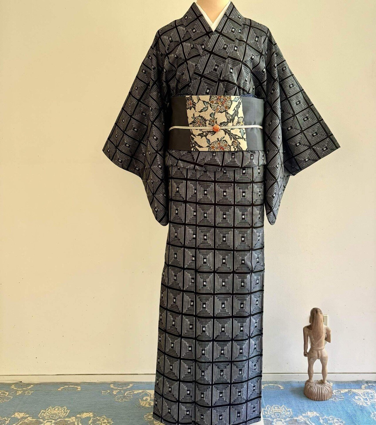 着物反物☆紬のテントラインワンピースマキシ丈(M〜L) 待ち遠しかっ 着物反物☆紬のテントラインワンピースマキシ丈(M〜L) 待ち遠しかっ