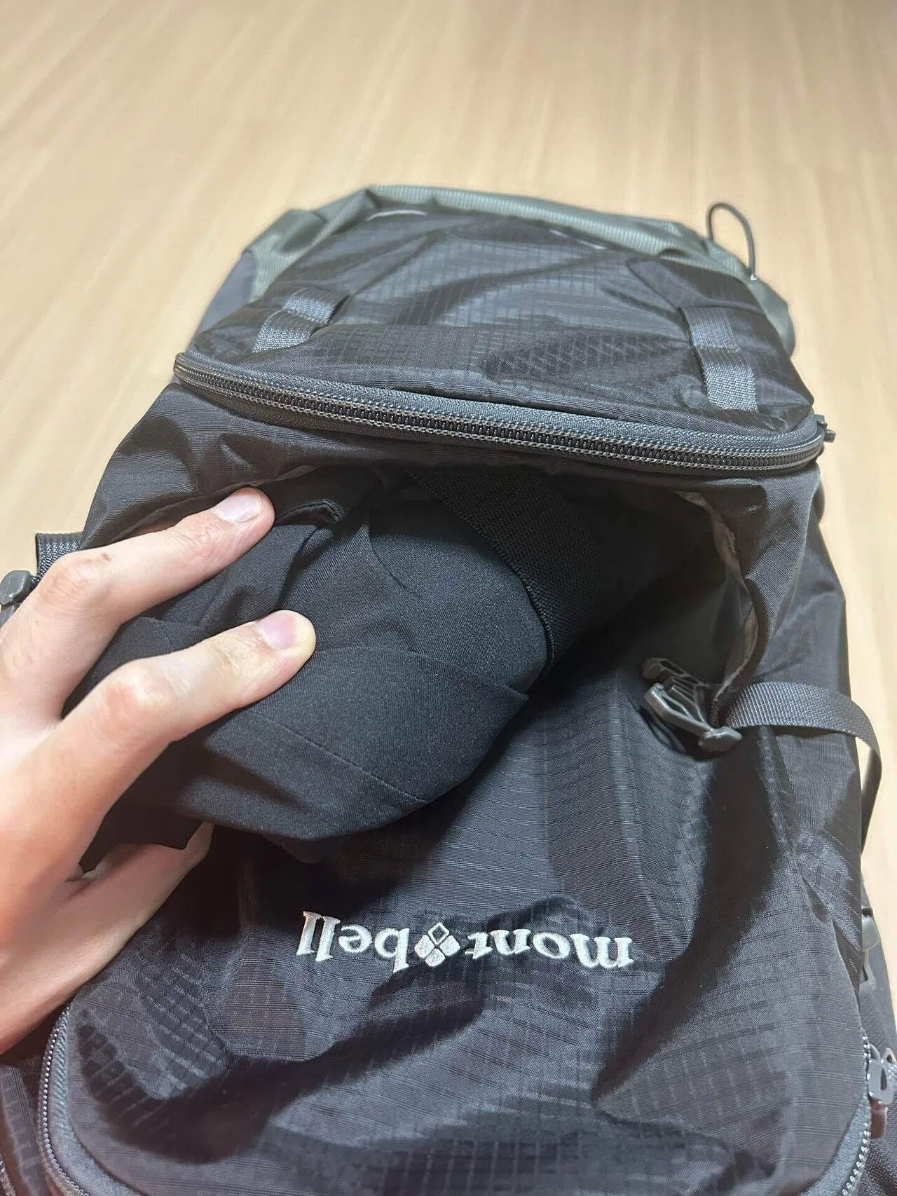 モンベル ガレナパック20 モンベルのガレナパック20Lを使ってみたら 