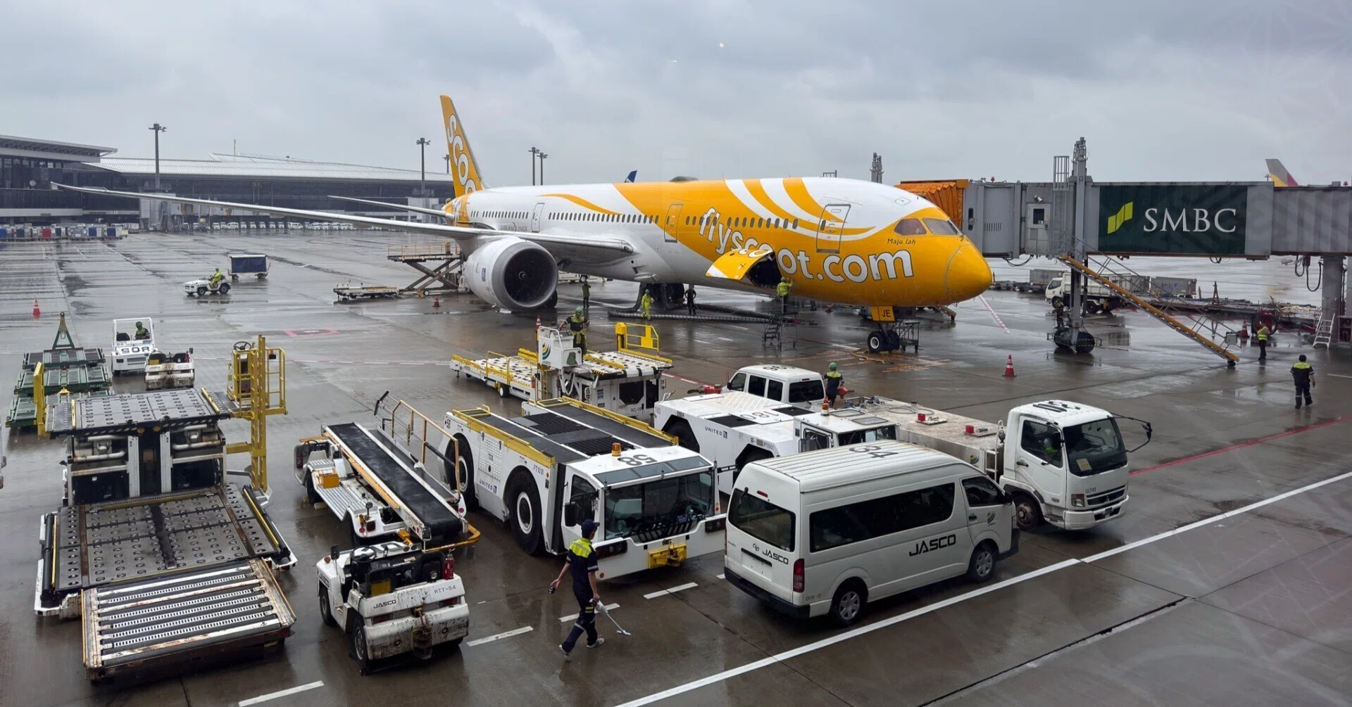 1 航空券を衝動買い。今年2回目のシンガポールとマレーシア旅。旅の