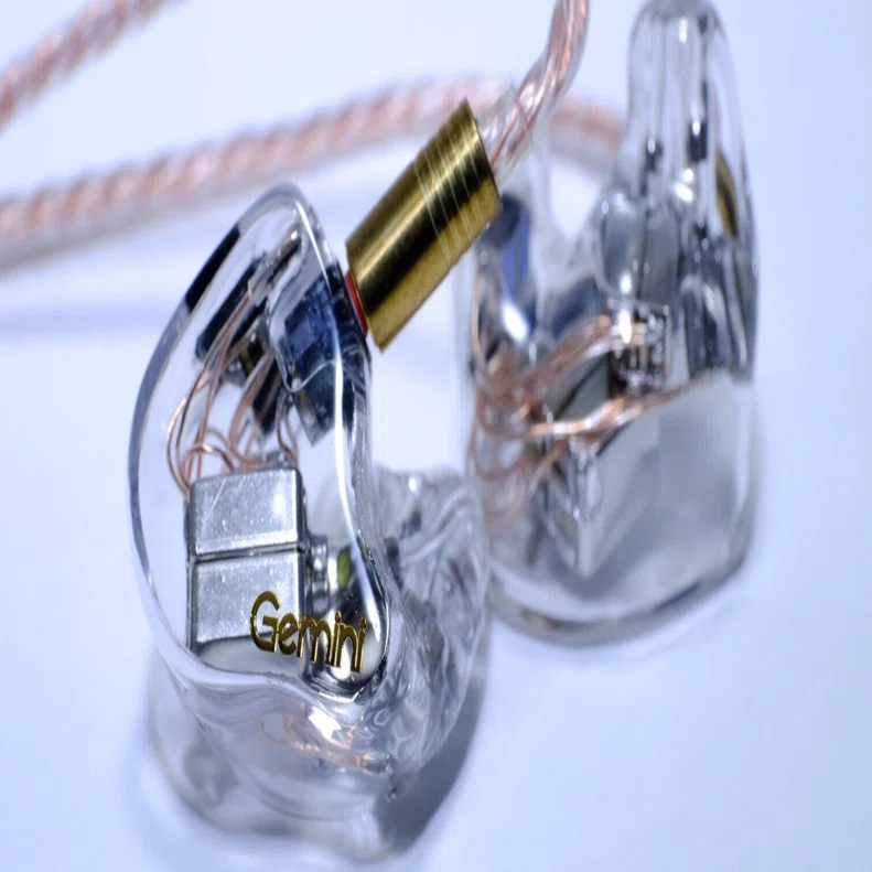 1216.ears 魂　カスタムiem 作例紹介】Reshell - 1216.ears 3CM カスタムIEM｜Y EARS