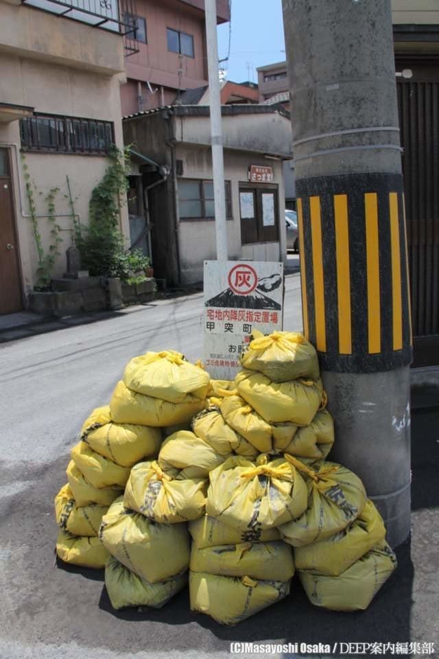 南国鹿児島のリアルに陰気なネオン街 火山灰臭い遊郭跡 甲突町 を歩く 逢阪 Note 南国鹿児島のリアルに陰気なネオン街 火山灰臭い遊郭跡 甲突町 を歩く 逢阪 Note