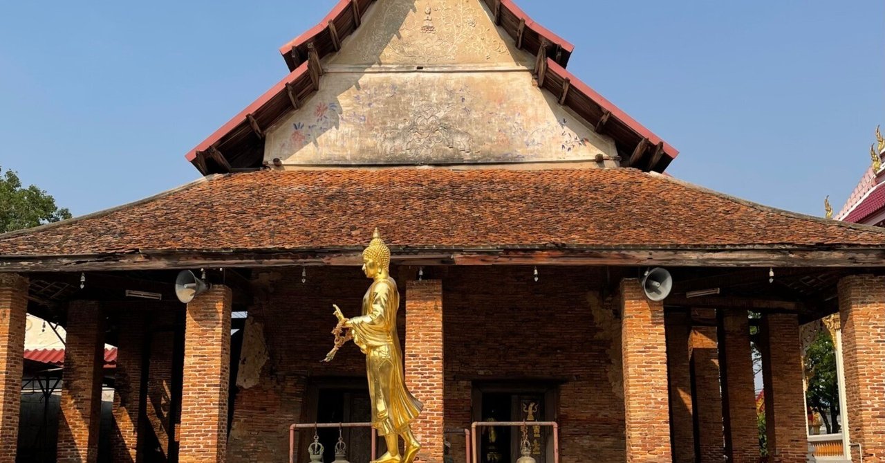 ワットプレーンウィパッサナー】タイの寺院建築様式がよく分かる