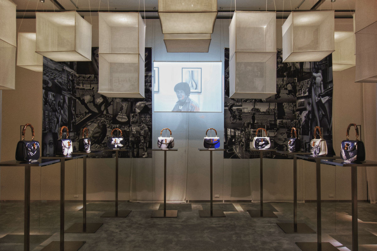 GUCCI 森山大道 シルクスクリーン ポスター GUCCI 森山大道 シルクスクリーン ポスター - メルカリ