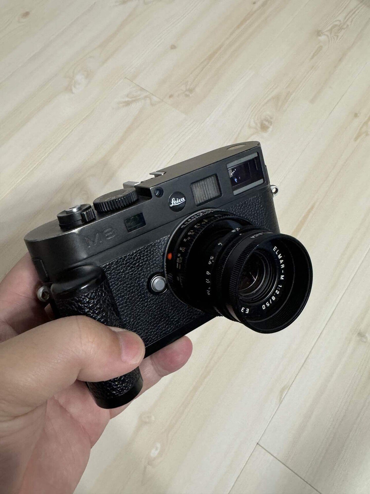 Leica M9をモノクロセンサーカメラに改造する。|四葉三丁目 Leica M9をモノクロセンサーカメラに改造する。|四葉三丁目