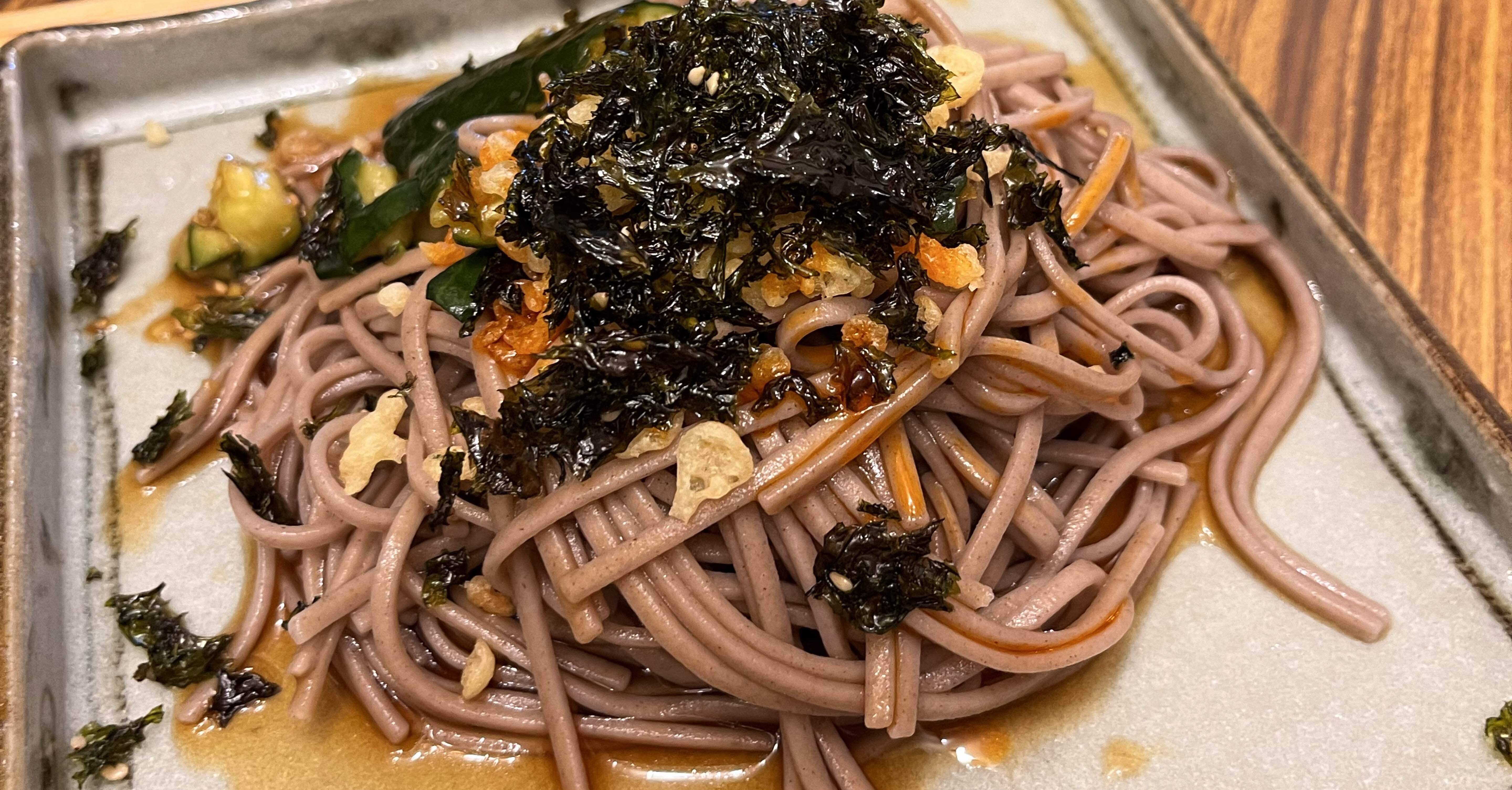 ざる蕎麦を食べ飽きた夏の魔改造そば｜アキラメシ