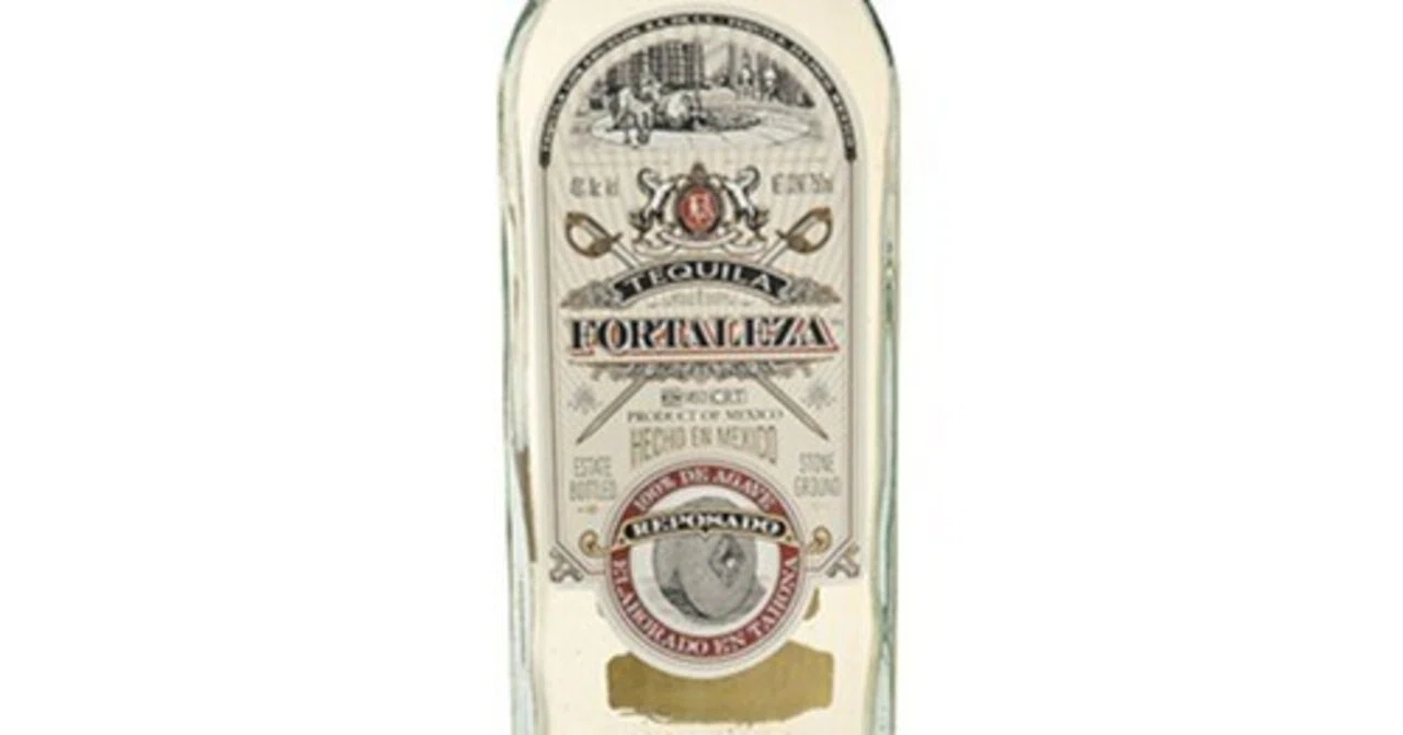 Popular Liquor: Fortaleza Reposado Tequila [76366] [Imported