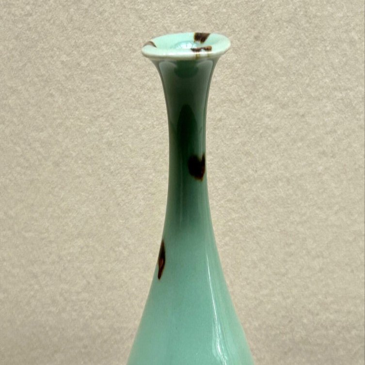 時代青磁 もう一つの国宝「飛青磁」 【大阪市立東洋陶磁美術館―国宝<飛青磁