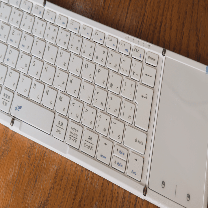 iPad用にOmikamoのタッチパッド付き折り畳みキーボード購入した｜すけ