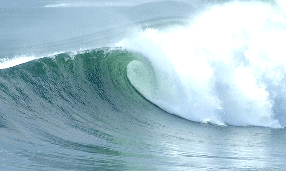 大きな波を描く 牛山純一 Note