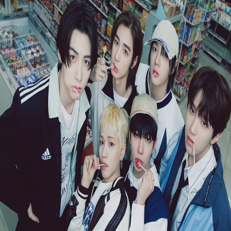 BEYOND THE STORY 韓国語版　虹色グラス付き　新品未開封 楽しいこそ正義！隣の兄ちゃんたち(BOY NEXT DOOR）と難しいことは考え