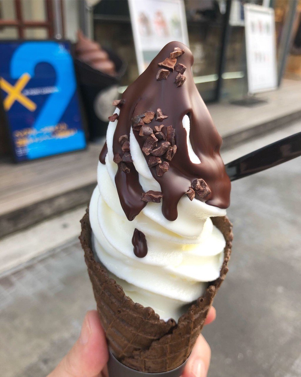 チョコレートトップソフトクリーム【HI-CACAO CHOCOLATE STAND・原宿