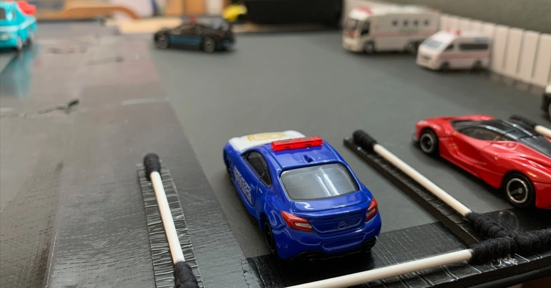 トミカの「屋上駐車場(滑り台付き)」をDIYしてみました｜きよし｜IT管理職