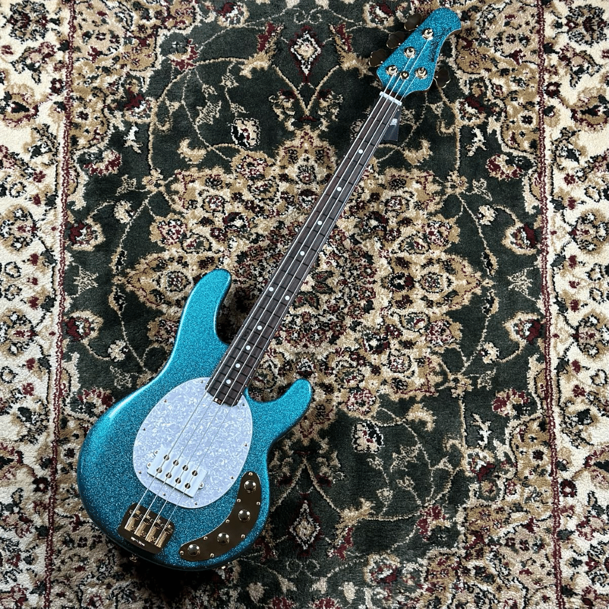 My New Gear【原点回帰②！！22年ぶりにMusicman Stingray