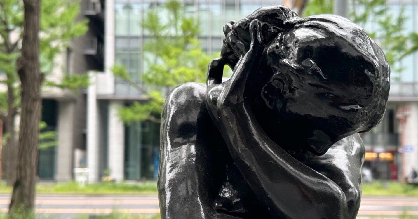 御堂筋に立ち並ぶ彫刻も楽しんで｜sanchi