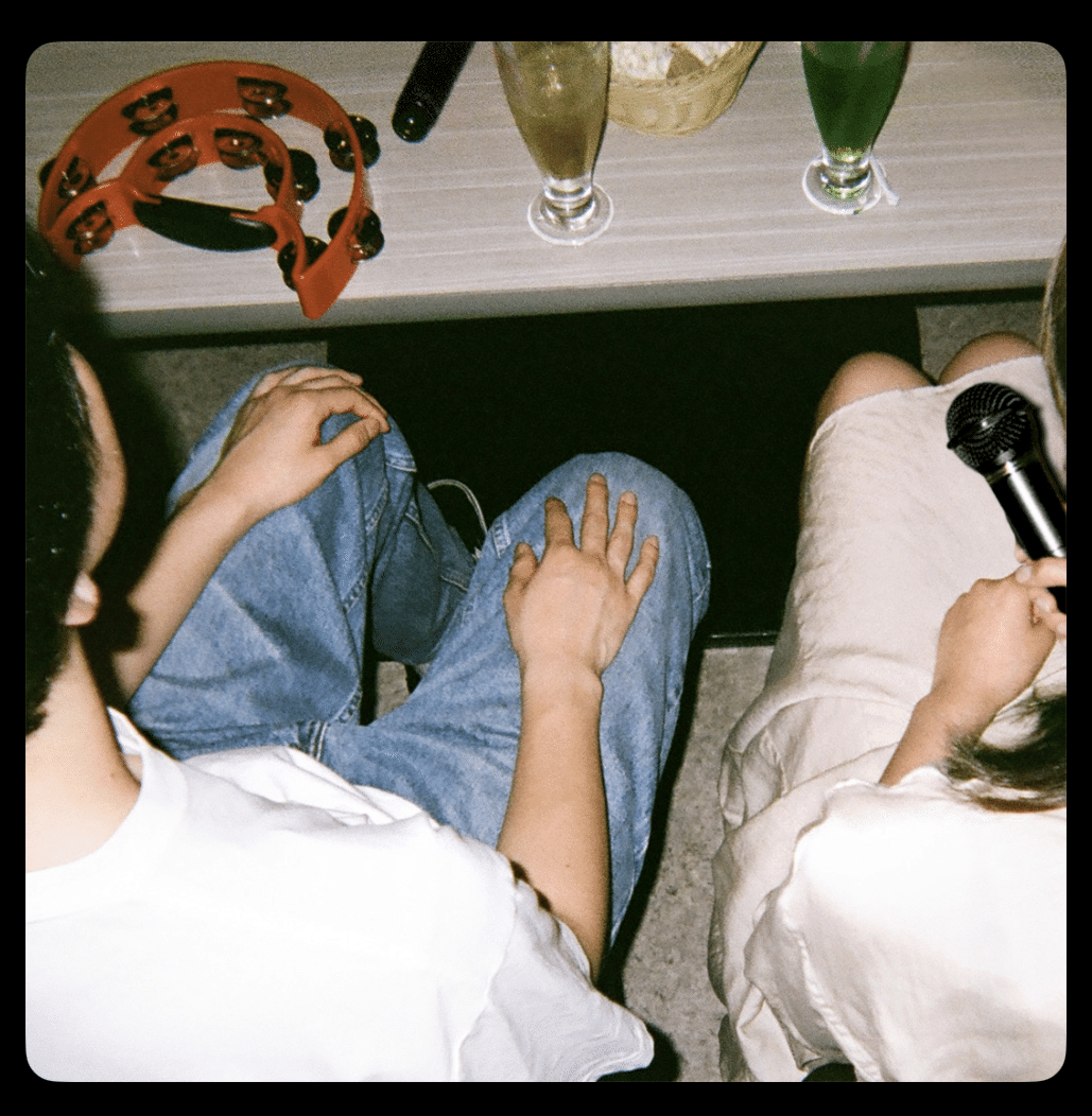 かわいい　中学生裸足 好きな音楽】私が夏を感じる曲10選｜ぴらりこ